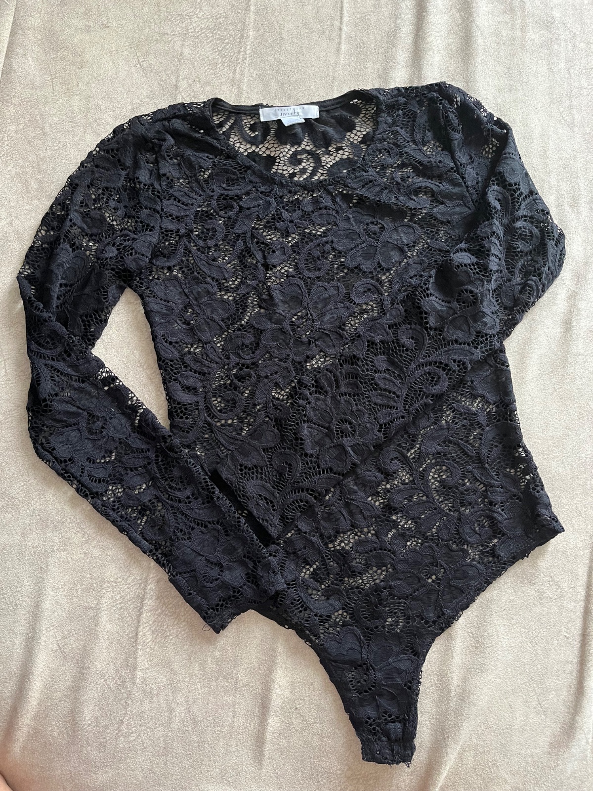 Body femme en dentelle noir 