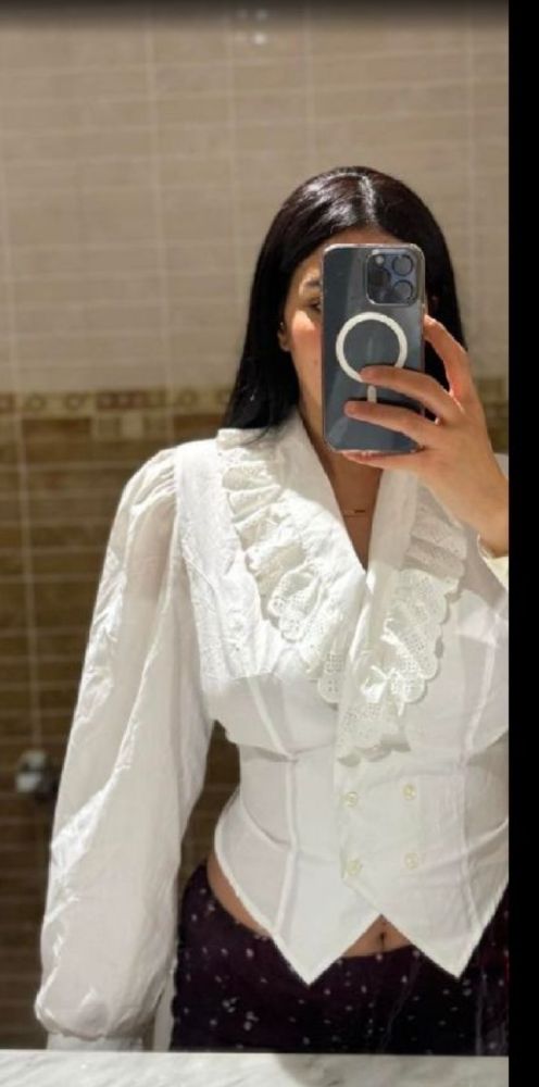 Une très belle Chemise 