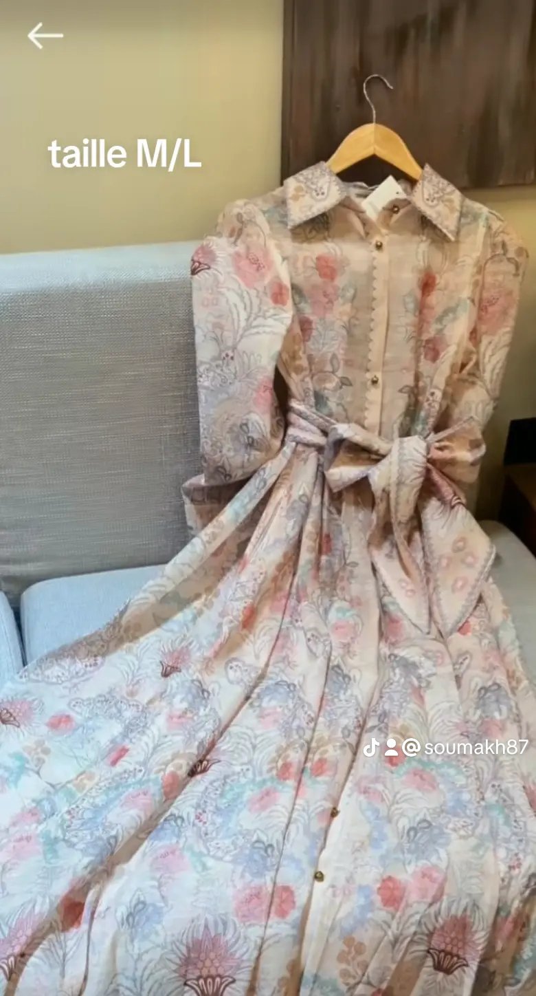 Une robe très très magnifique 
