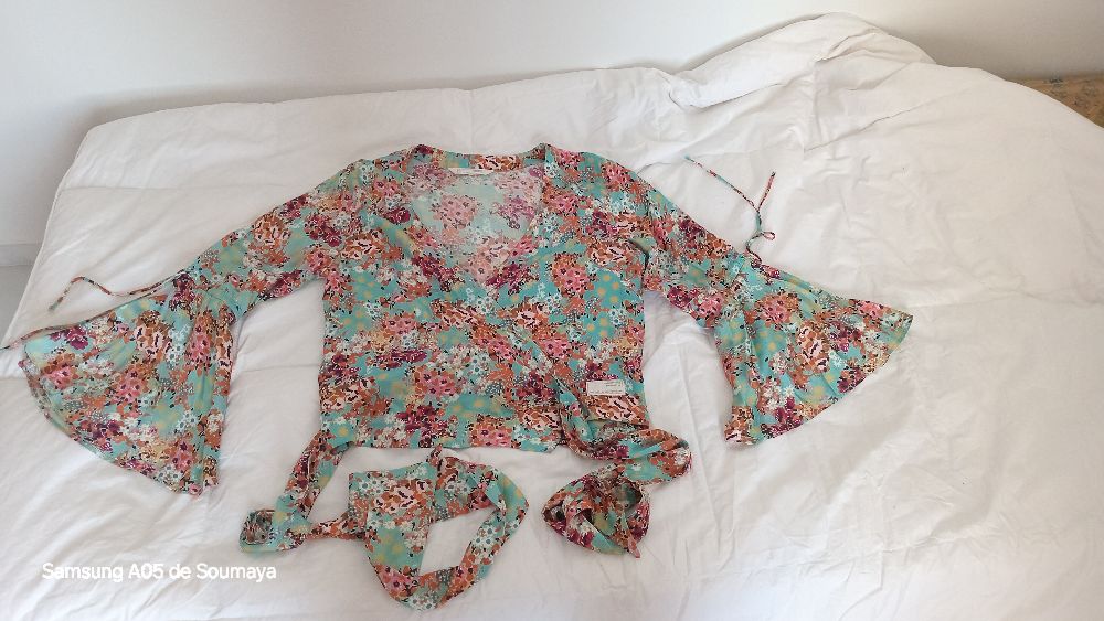 un cache coeur effet satiné très féminin et sexy S/M couleur réelle 2 ème photo