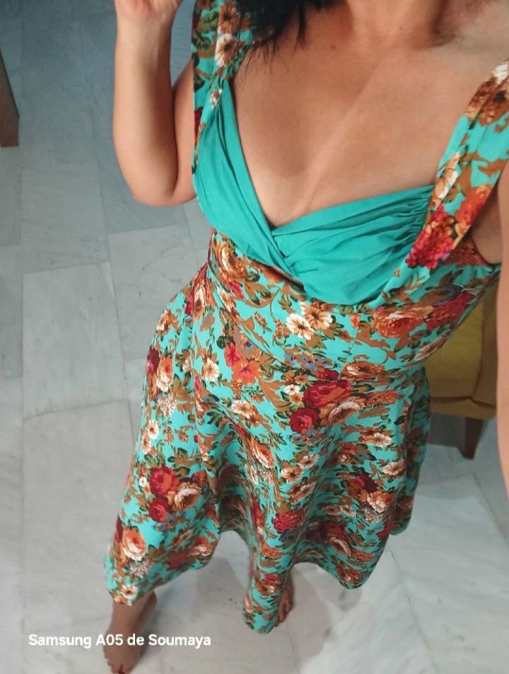 Une robe très très féminine 