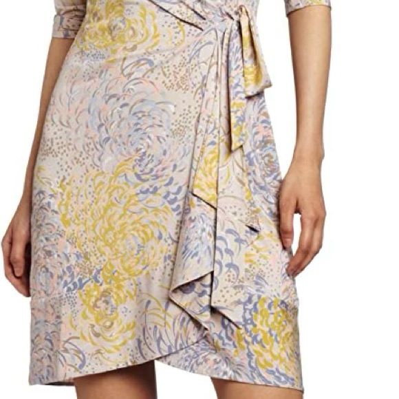❤️❤️❤️❤️ JE VIIIIDE BCBG DRESS TRÈS très magnifique sport chic XS/S ❤️❤️❤️