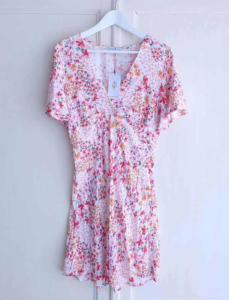 Robe stradivarius jamais porté 