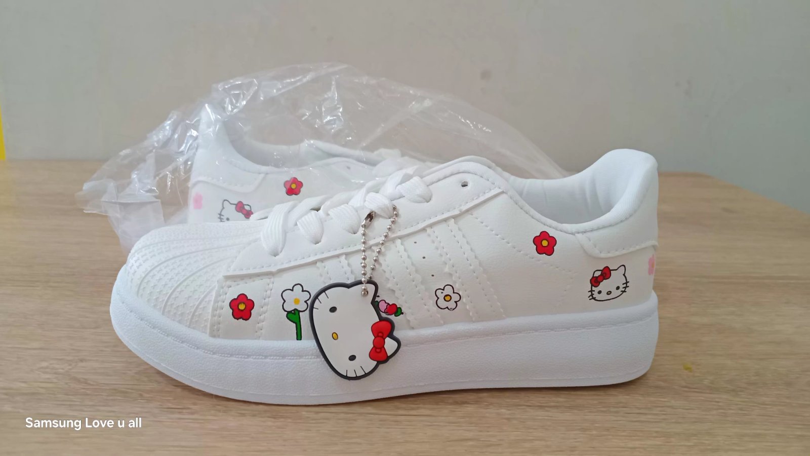 Les baskets hello kitty agaiiiin
