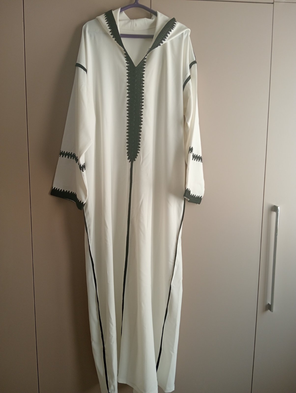Caftan en blanc