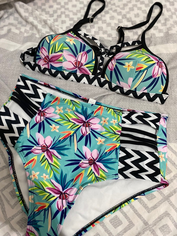 Bikini 