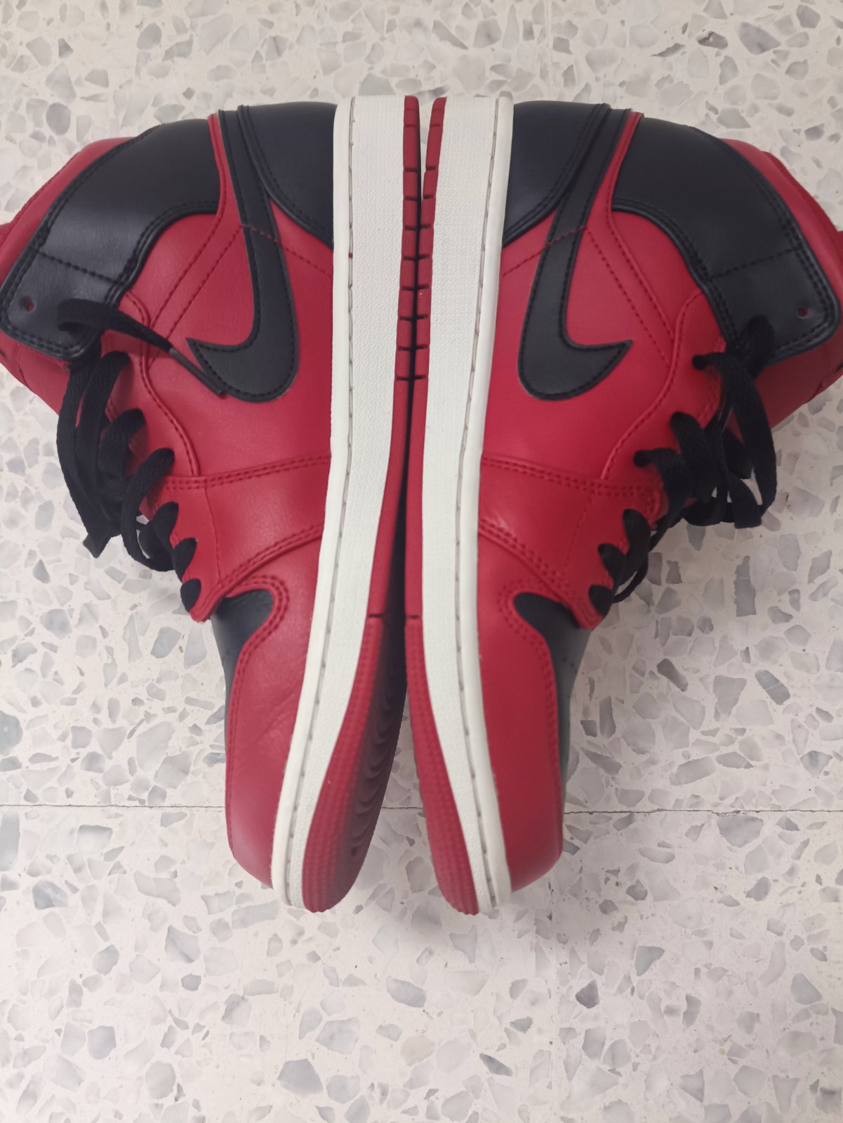 Basket Air Jordan Mid