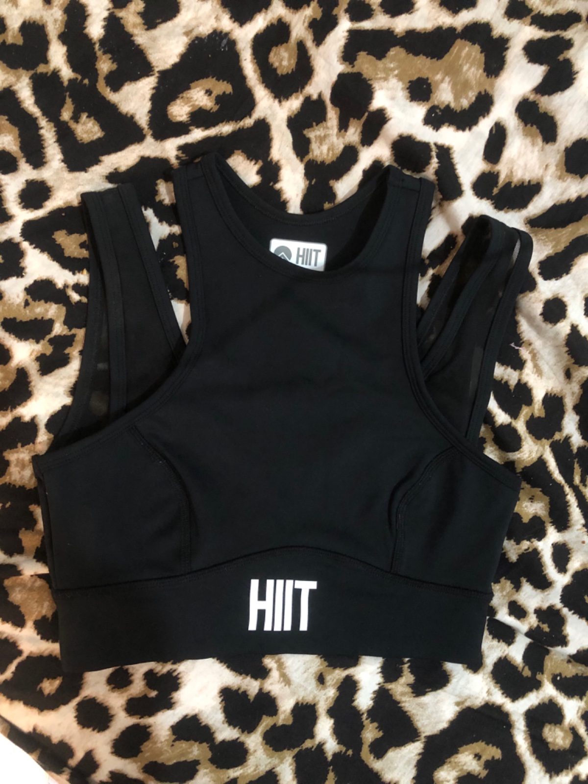 Brassière de sport HIIT noire avec détails mesh - Taille S