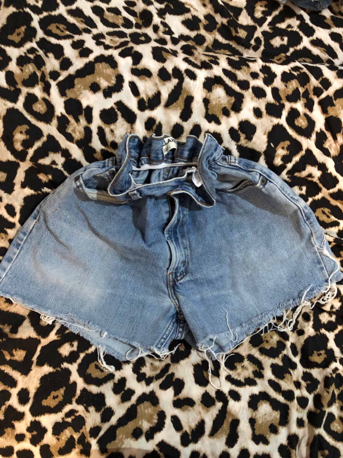 Short en denim Levi's 550 taille 34⁠