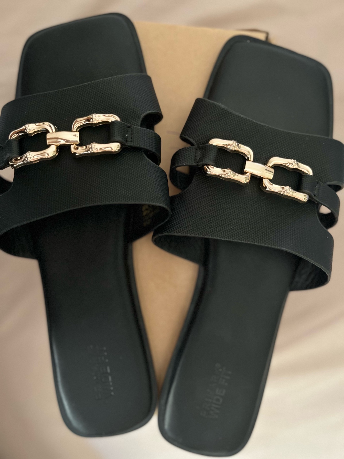 Claquette noire