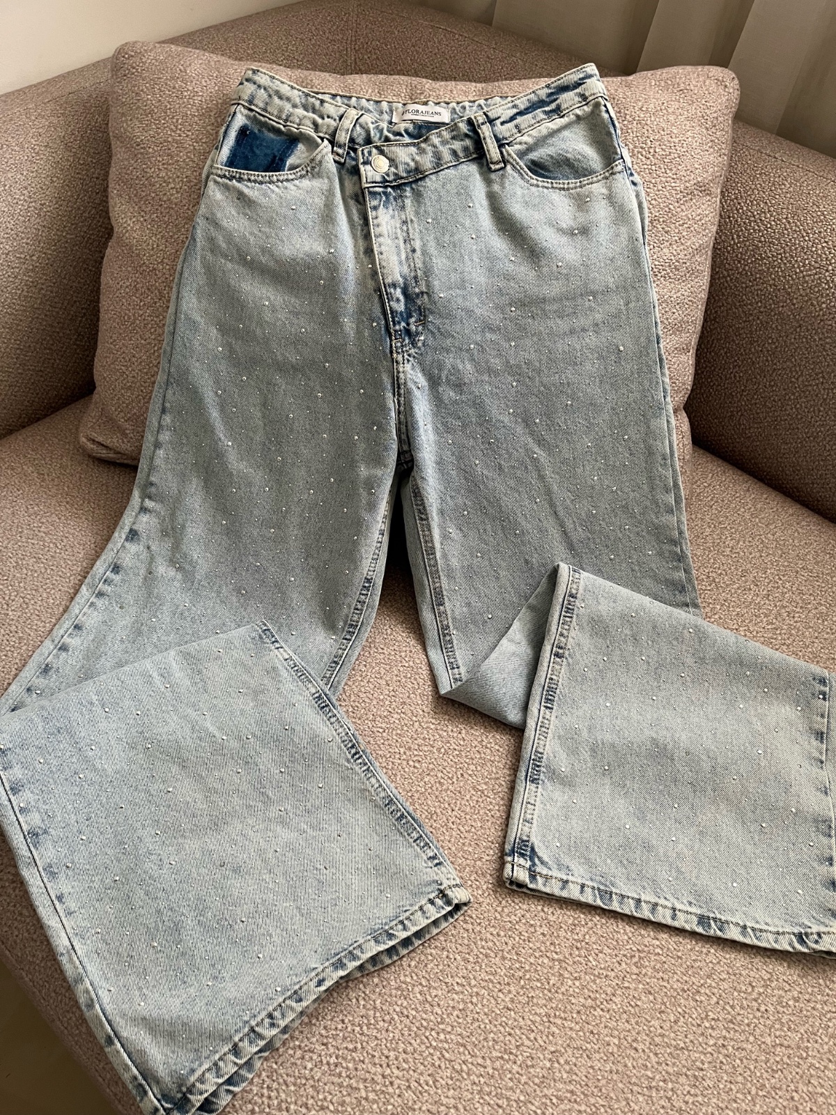 Jean large bling bling