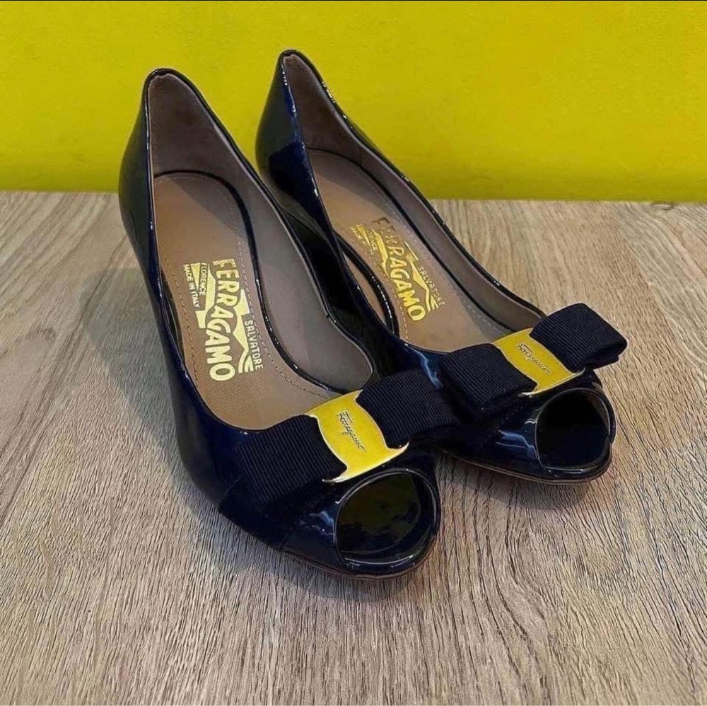 🔥SALVATORE-FERRAGAMO🔥