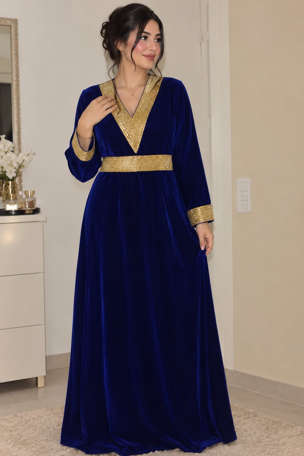 Caftan en velours bleu roi 💙