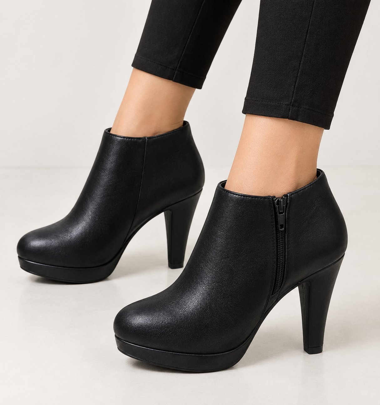 Bottines noires importé de l'italie 