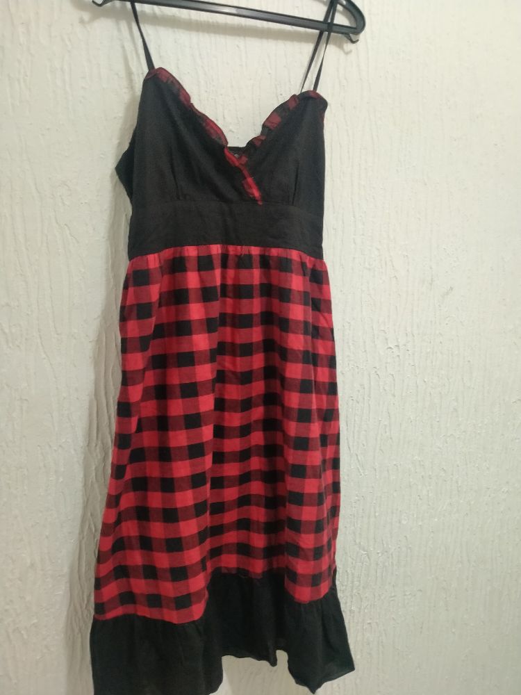 Robe summer M/L rouge très chic❤️‍🩹🖤