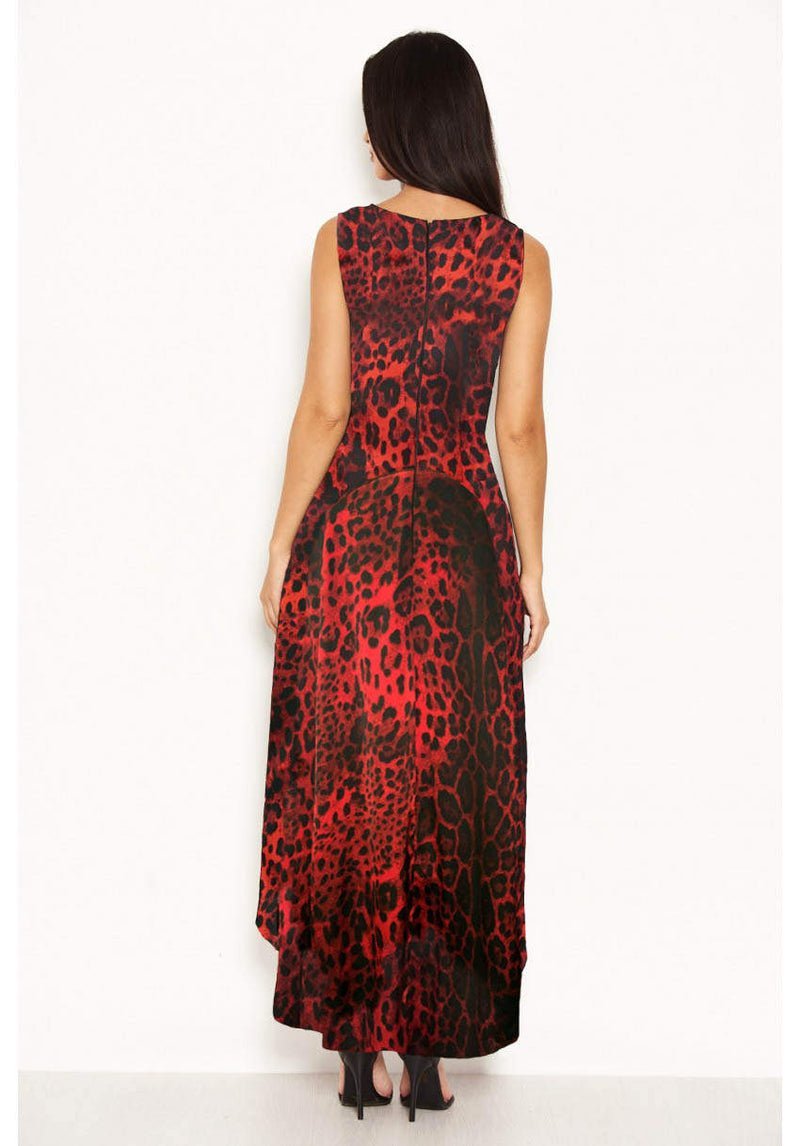 Robe à col licou Warehouse présente un motif léopard rouge saisissant et des détails en mousseline avec des volants en cascade.