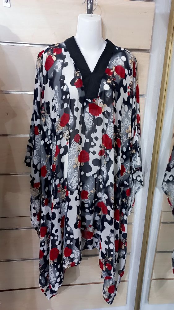 Kimono fleuri  tissu foulard ylabess min 36 hata 44 t7el fih l5yata tasmen wla tod3of