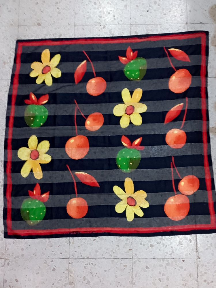 Foulard imprimé fruit