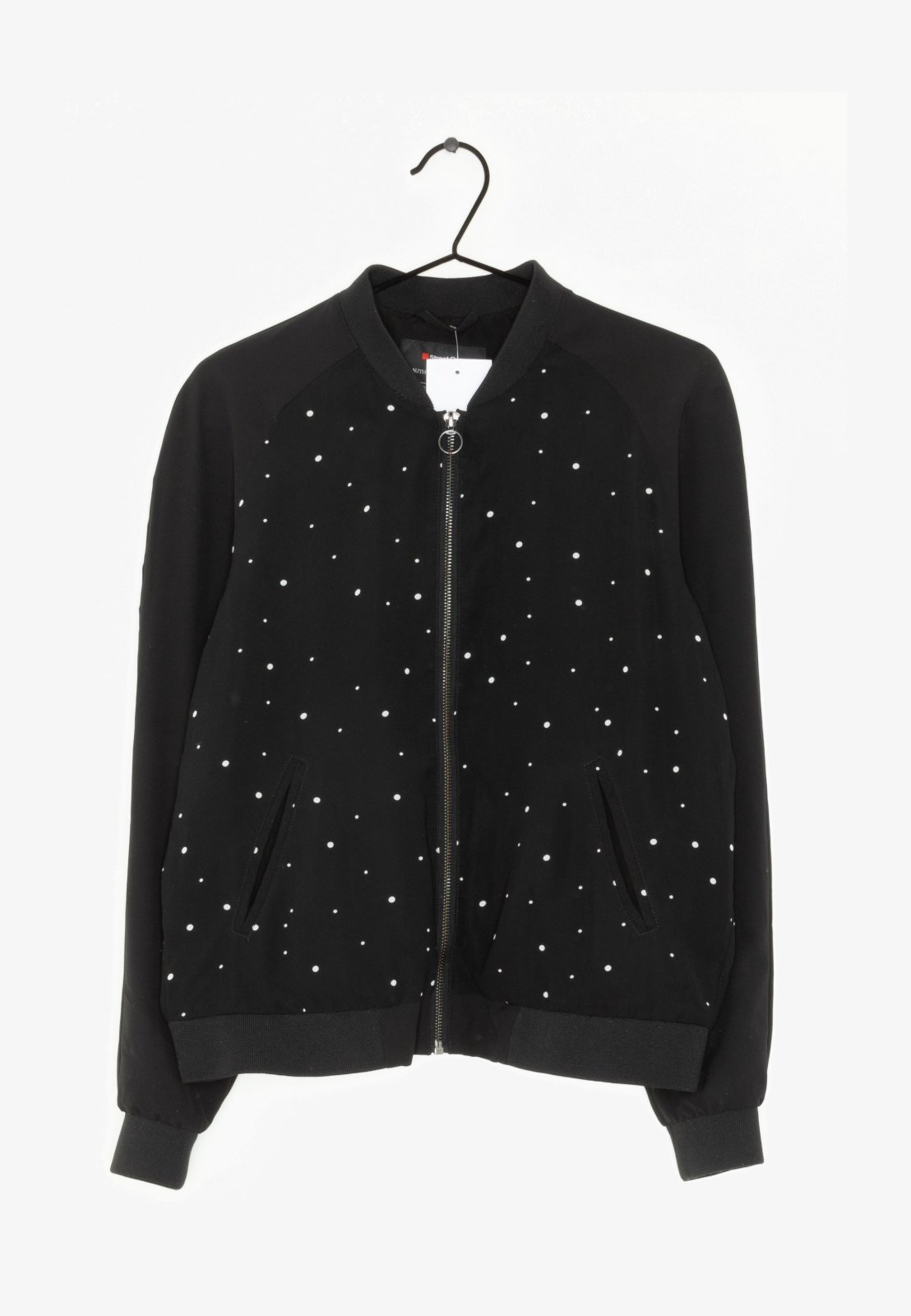 Un blouson de style bomber de la marque Street One. 