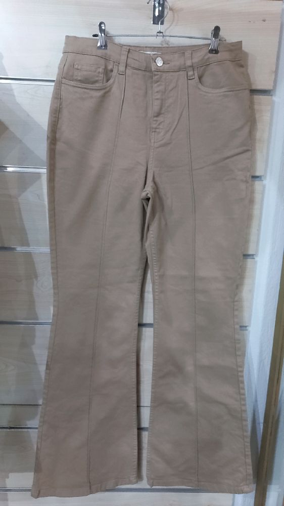 Pantalon zen jamais porté neuf 