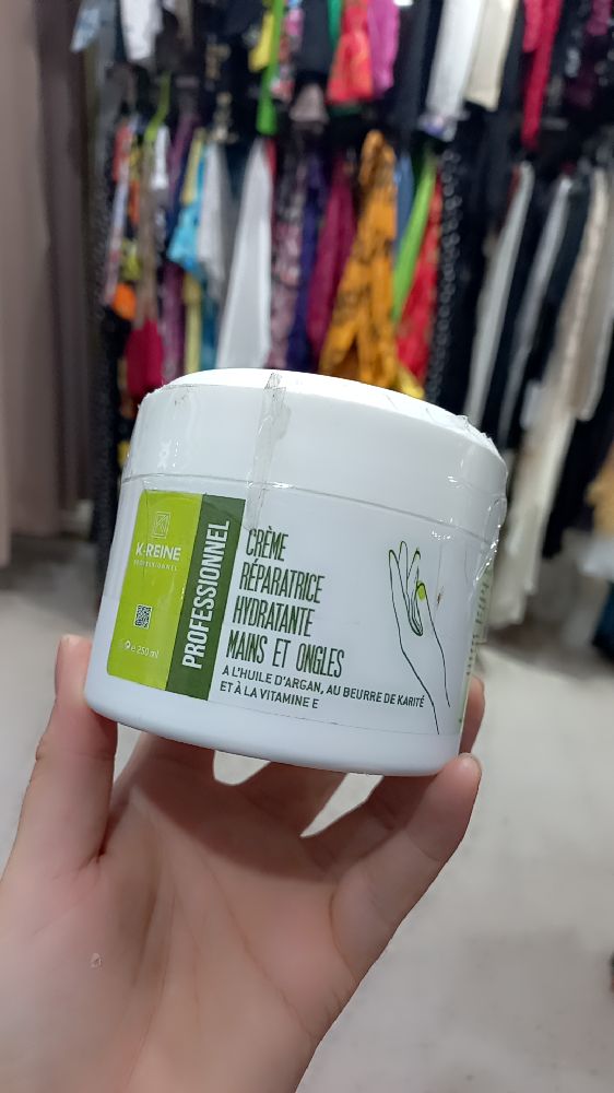 Crème réparatrice hydratante mains et ongles 