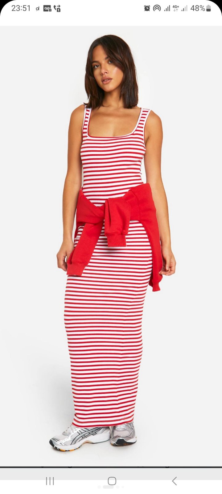 Une robe maxi sans manches à rayures rouges et blanches de la marque J.Crew.