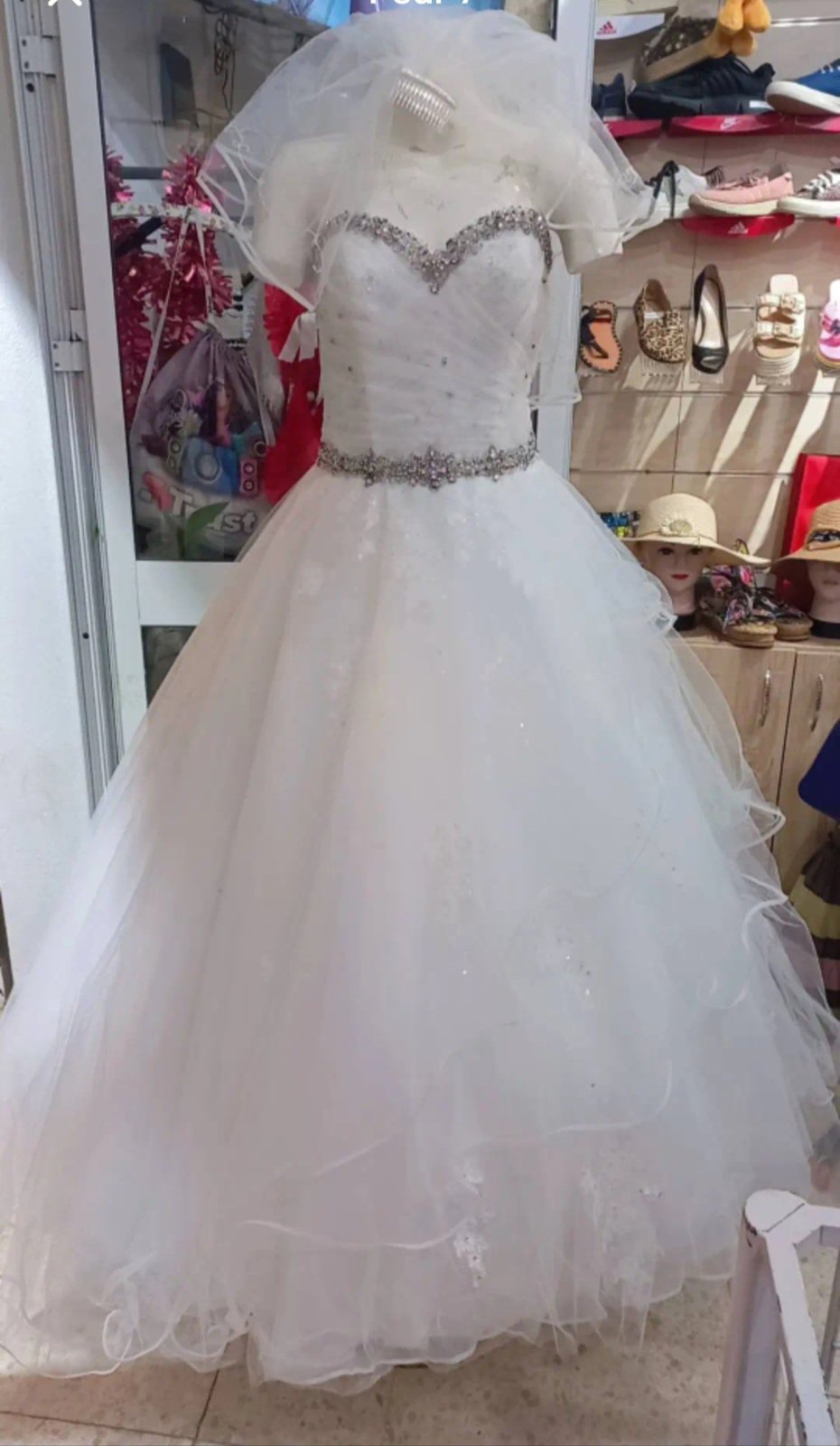Robe de mariage état neuf 