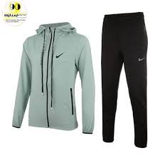 Tenue nike presque neuf habillé 2 ,3 fois max 
