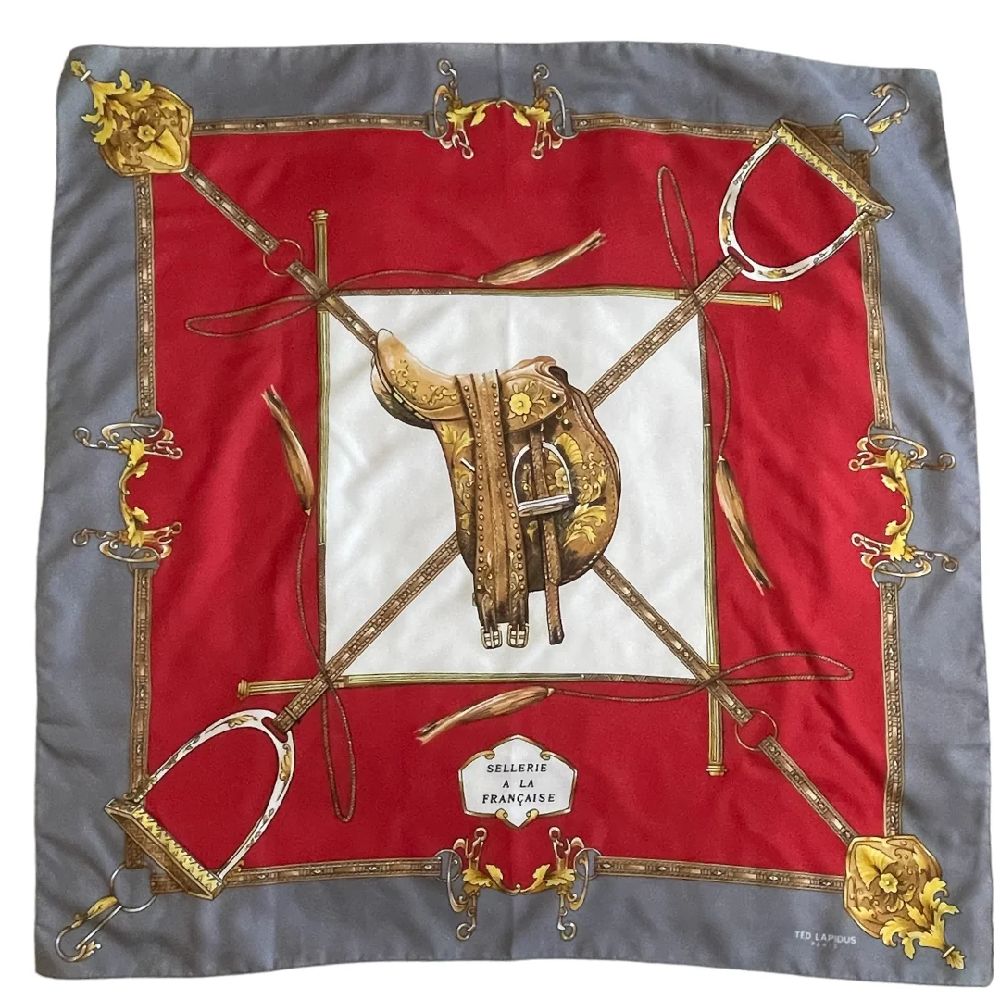 Foulard signé 