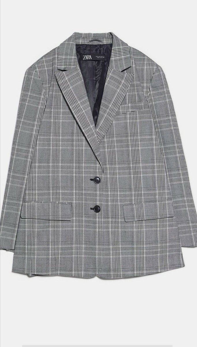 Blazer à carreaux de la marque Zara.