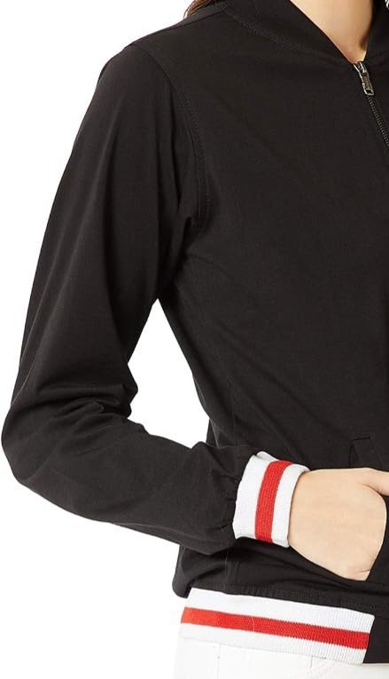 Veste ajustée guess  dotée d'une fermeture éclair centrale sur toute la longueur avec un curseur en forme d'anneau métallique.