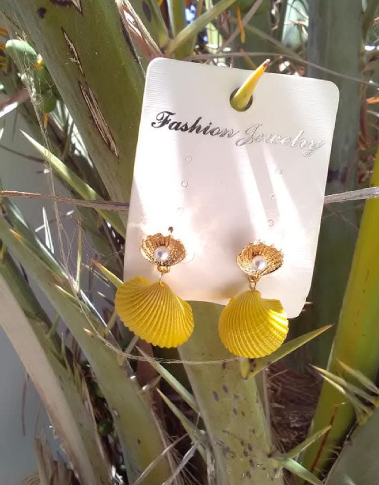 Boucle d'oreille coquillage 