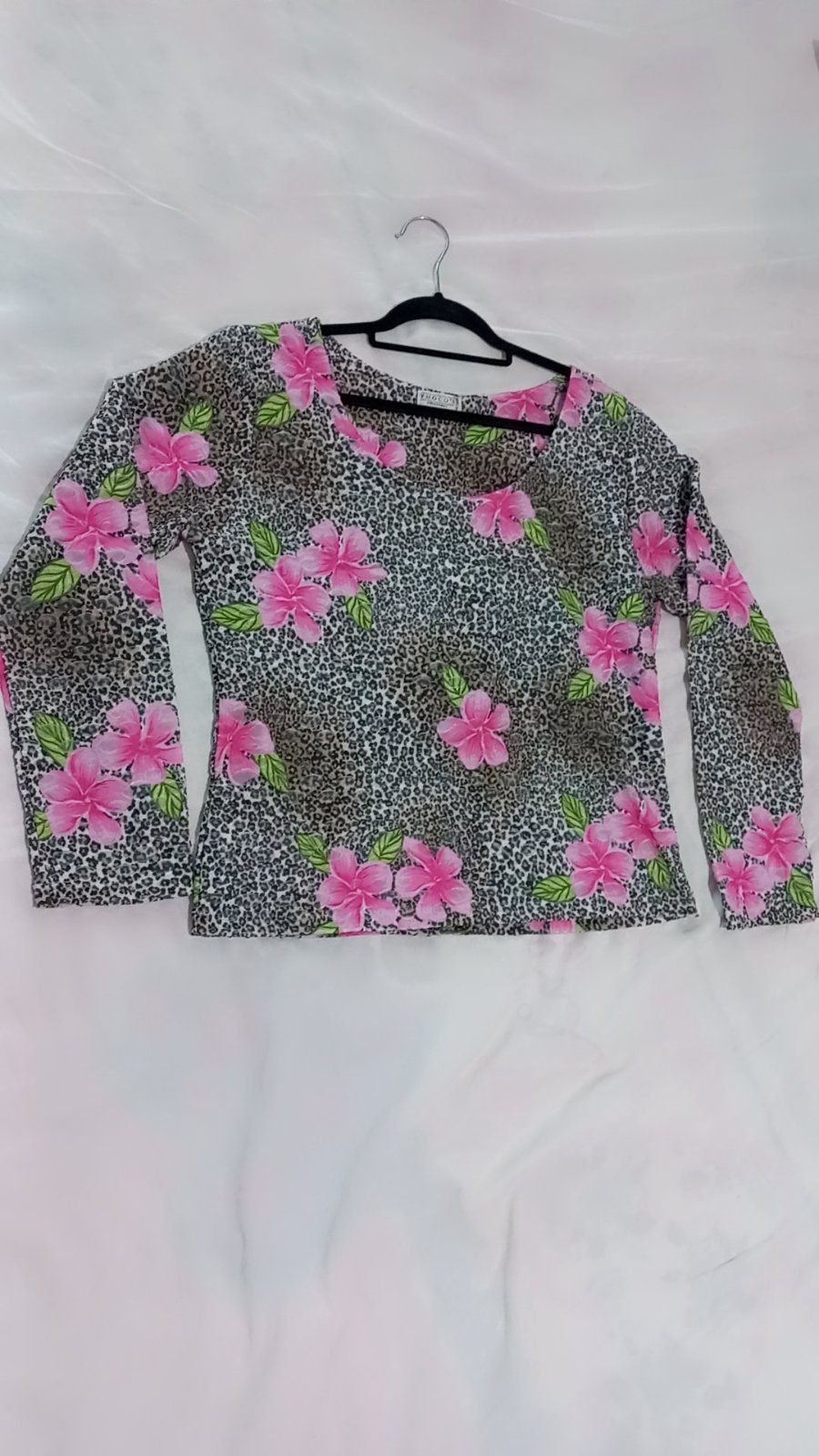 Pull fleuri