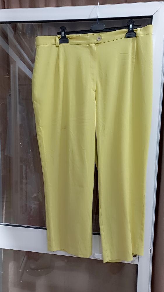 Pantalon posé jaune citron grand taille 