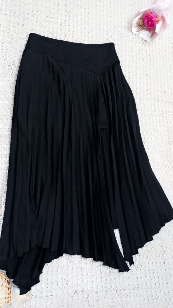 Jupe short satin  pulsée 