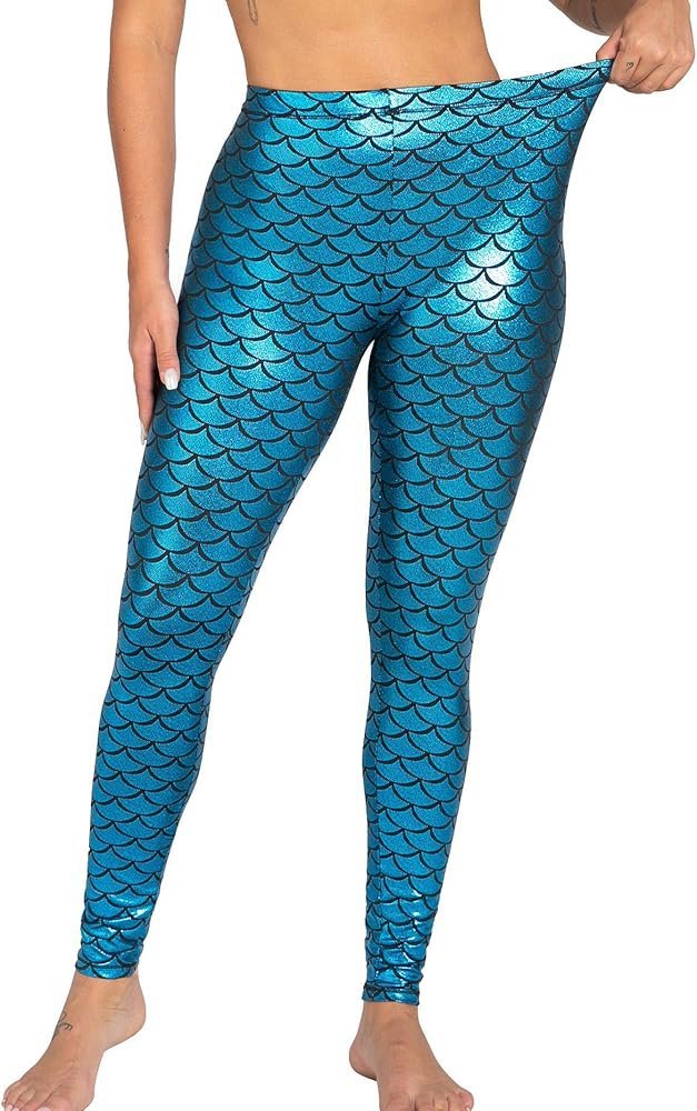 Leggings Skye's The Limit présentent un motif en écailles de sirène bleu métallique avec une finition extensible. 