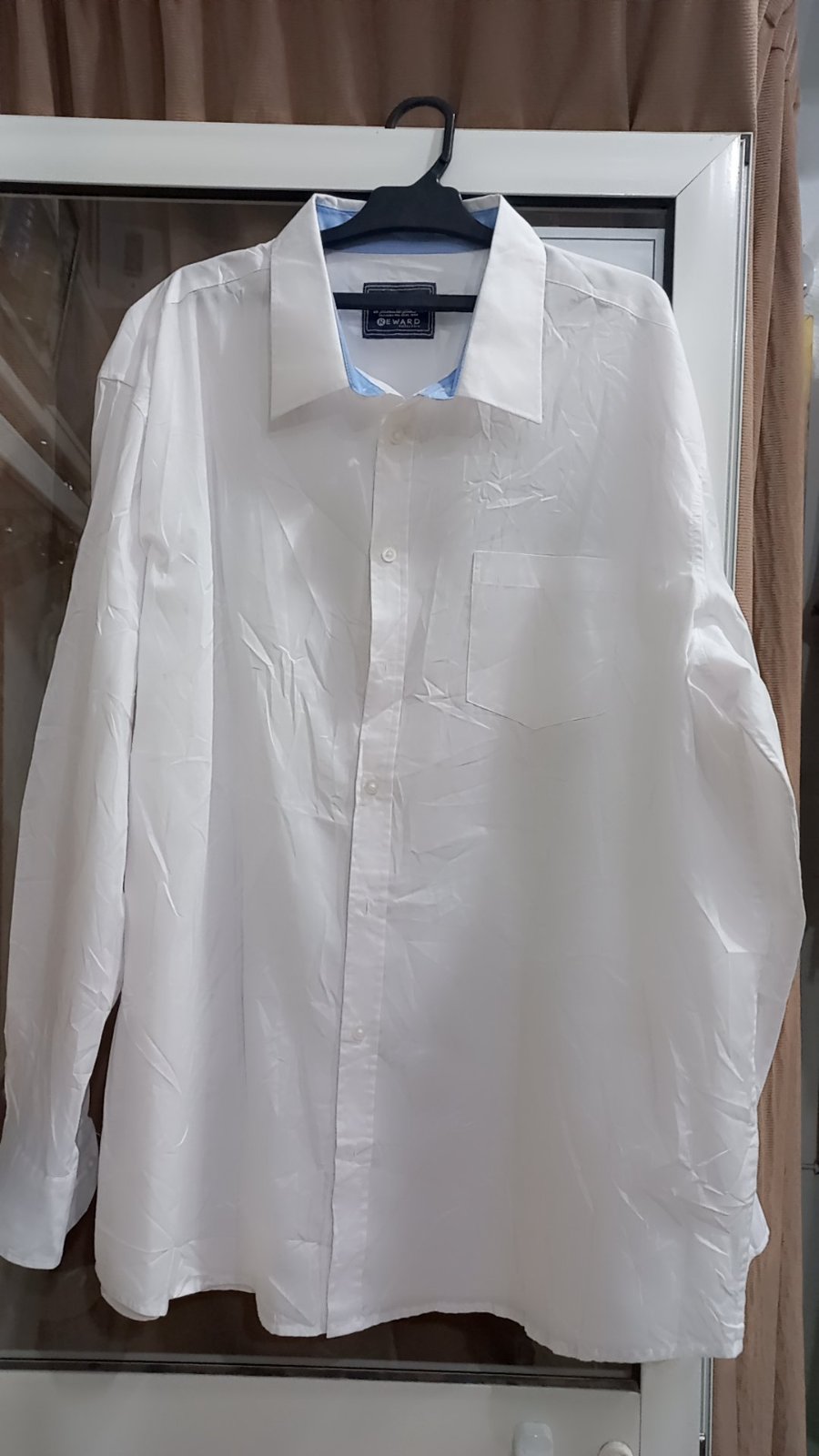 Chemise blanche en coton 100%