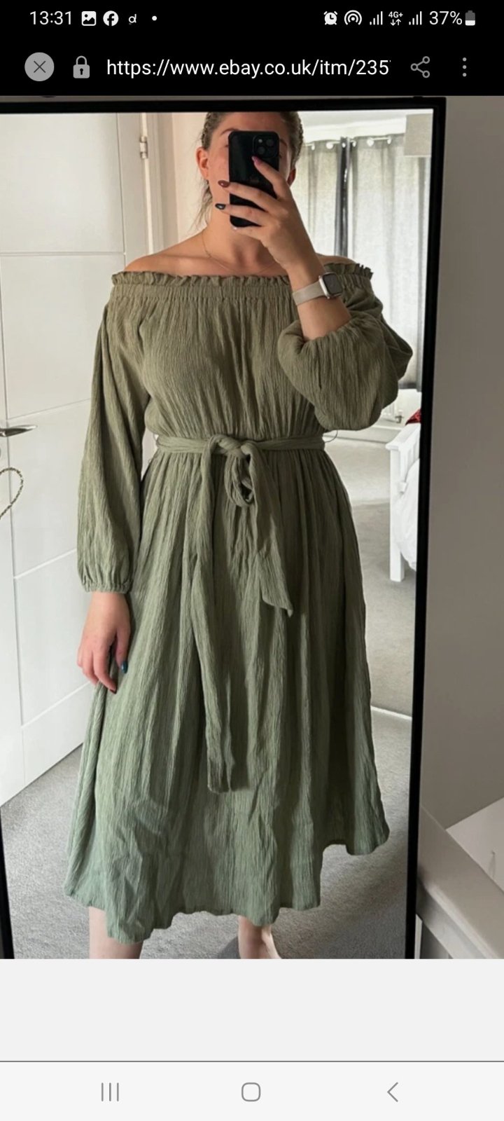 Une robe d'été de couleur olive à épaules dénudées de la marque ASOS 