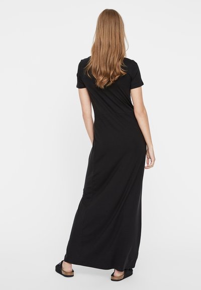 Robe longue noir jamais habillé 