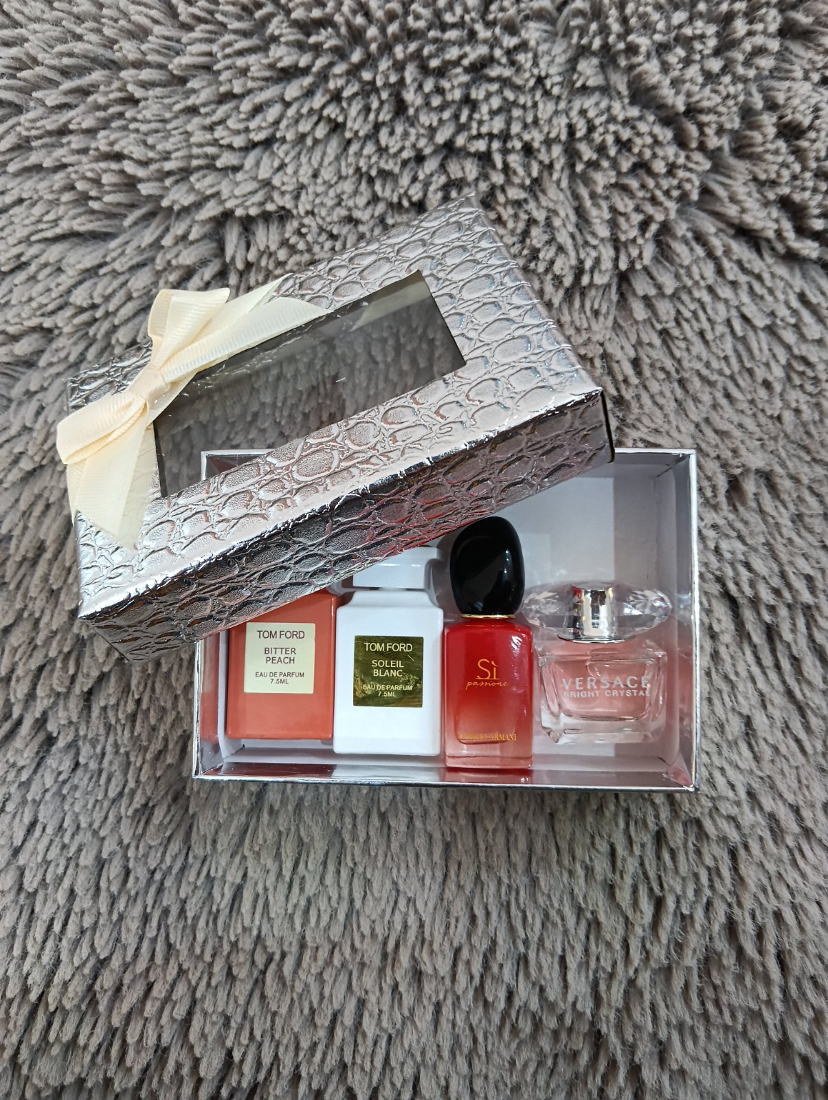 4 miniature eau de parfum 