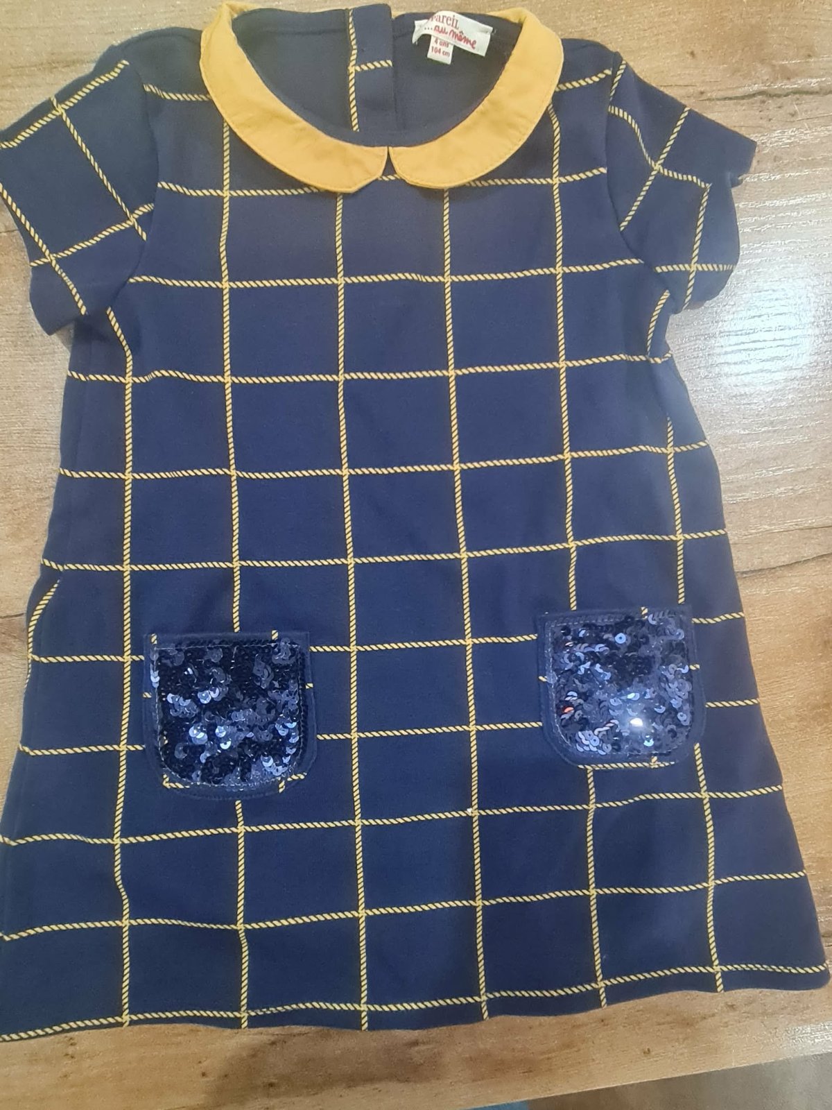 Robe avec poches sequin