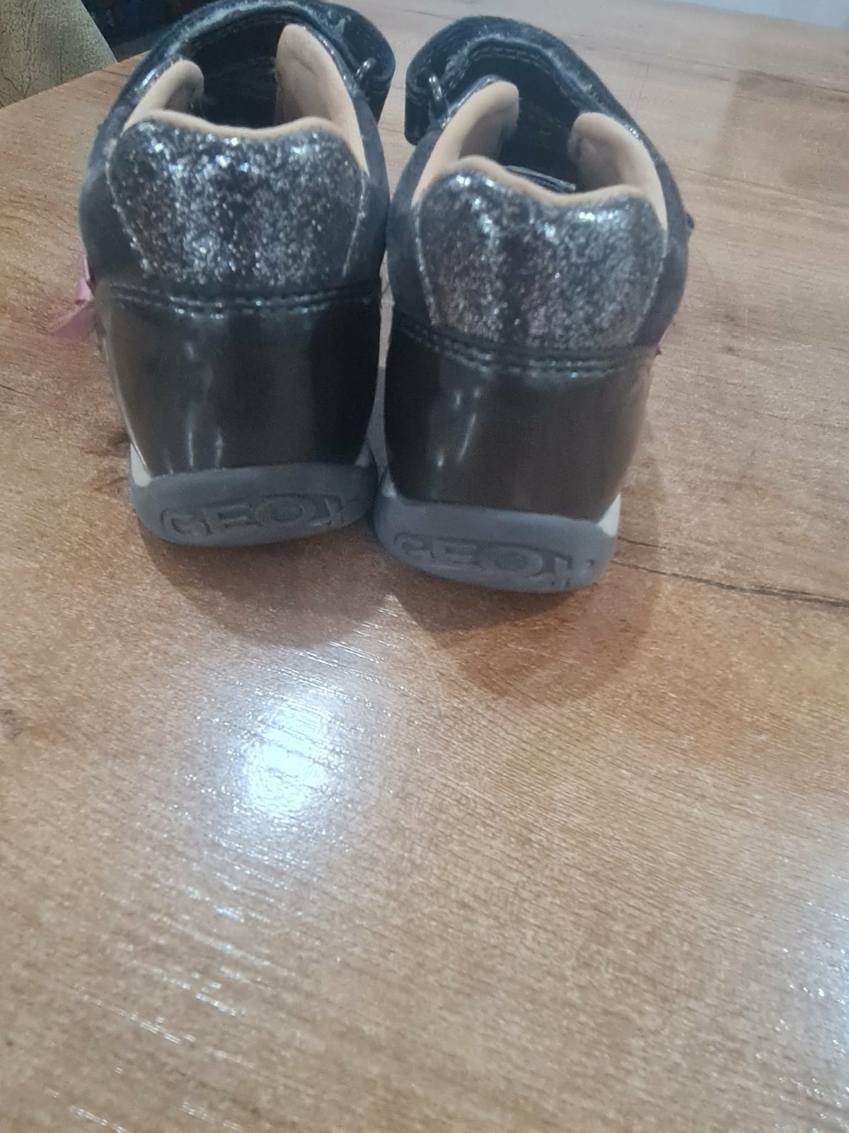 Chaussures geox pour filles p25