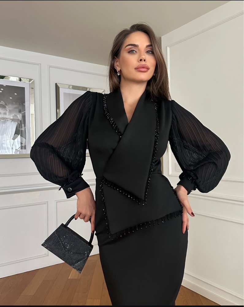 Robe noir tres classe 
