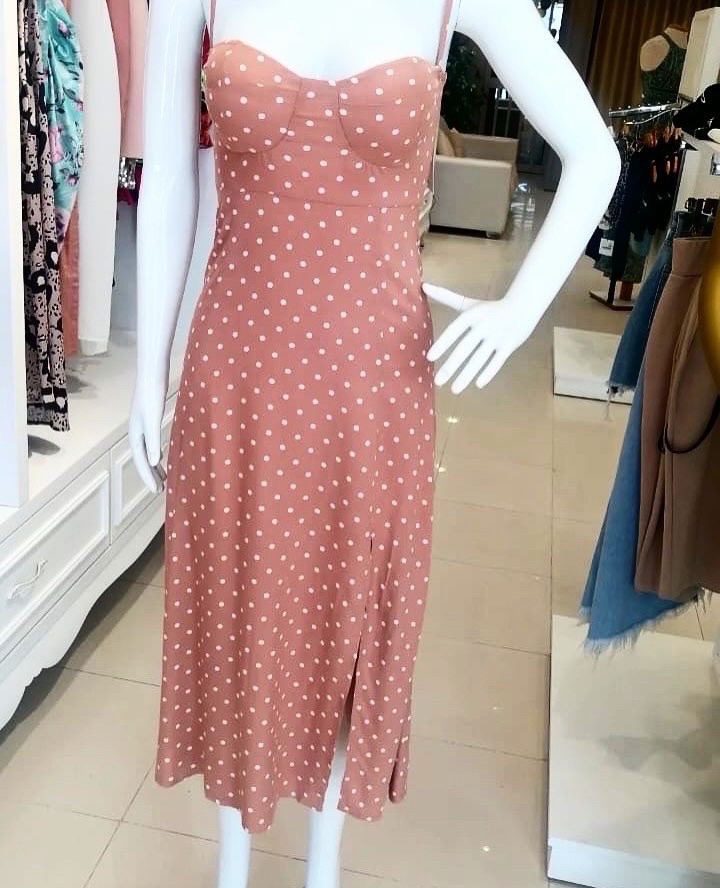 Robe pointé