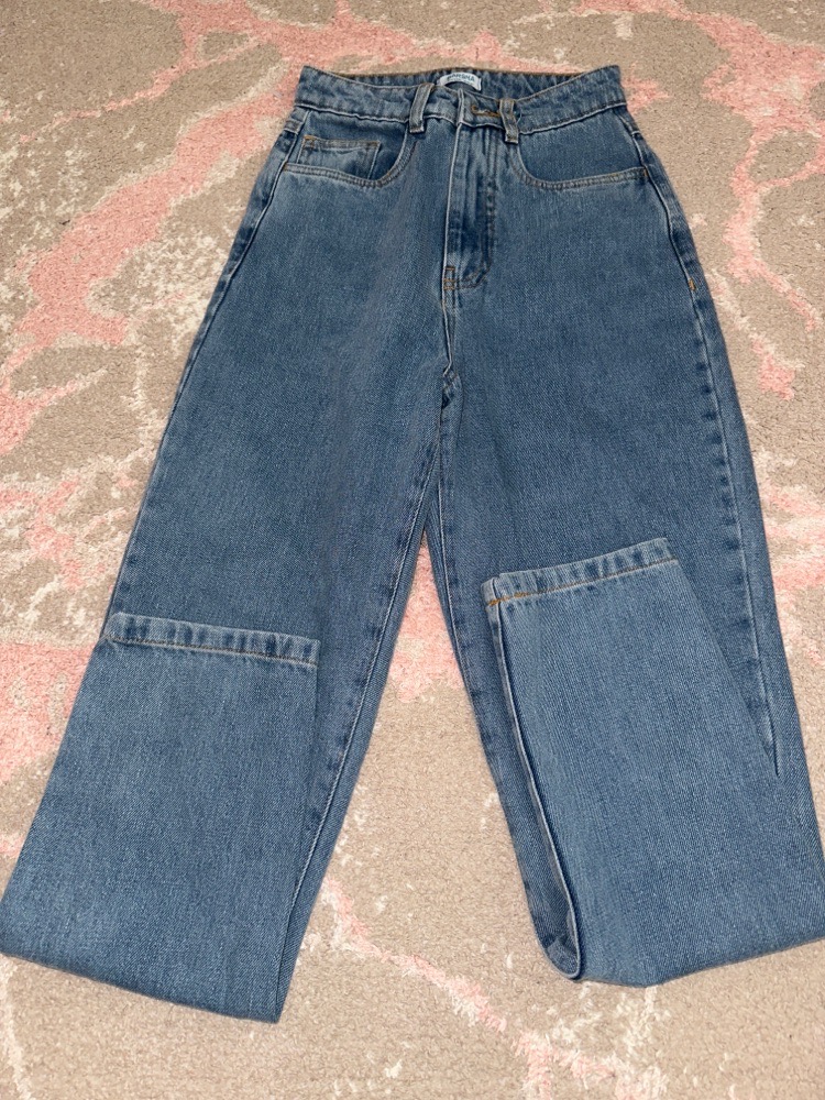 Pantalon denim neuf 