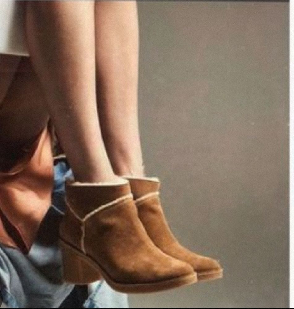 UGG 