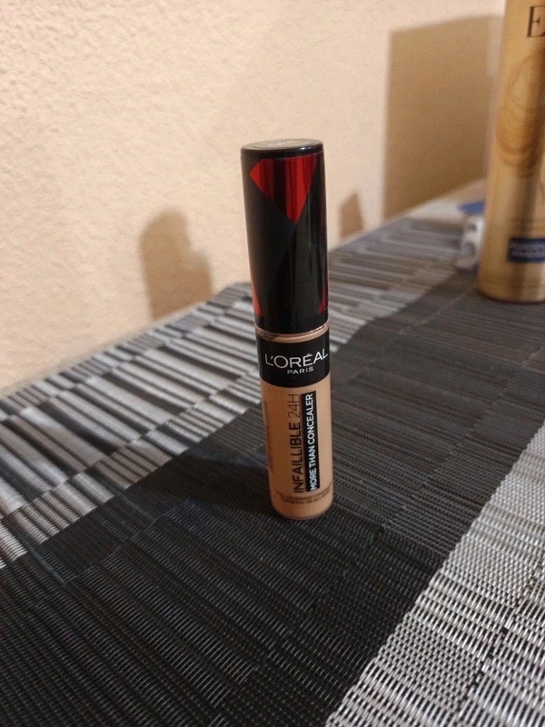 Concealer L'orèal Paris 330