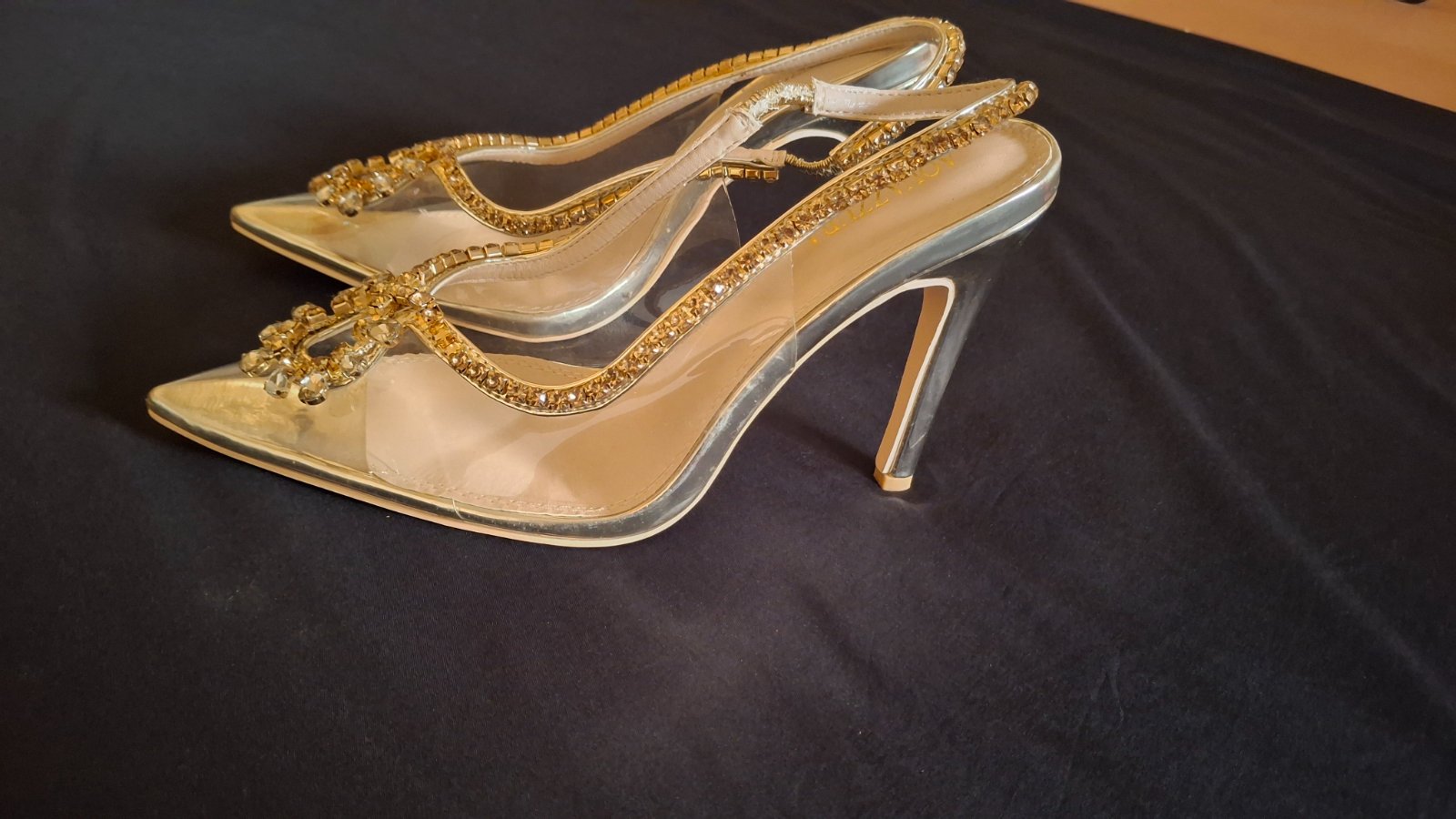 Escarpins dorés – Pointure 39