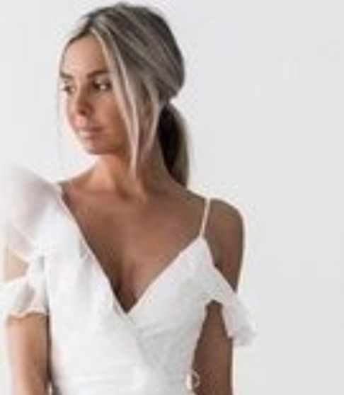Sublime robe bridal blanche à volants 