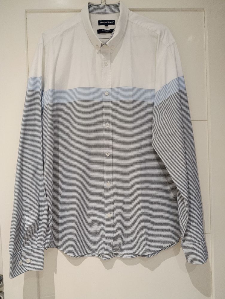 📢📢bonne affaire chemise à rayures 